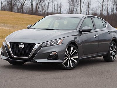 nissan-altima-car-rental-dubai